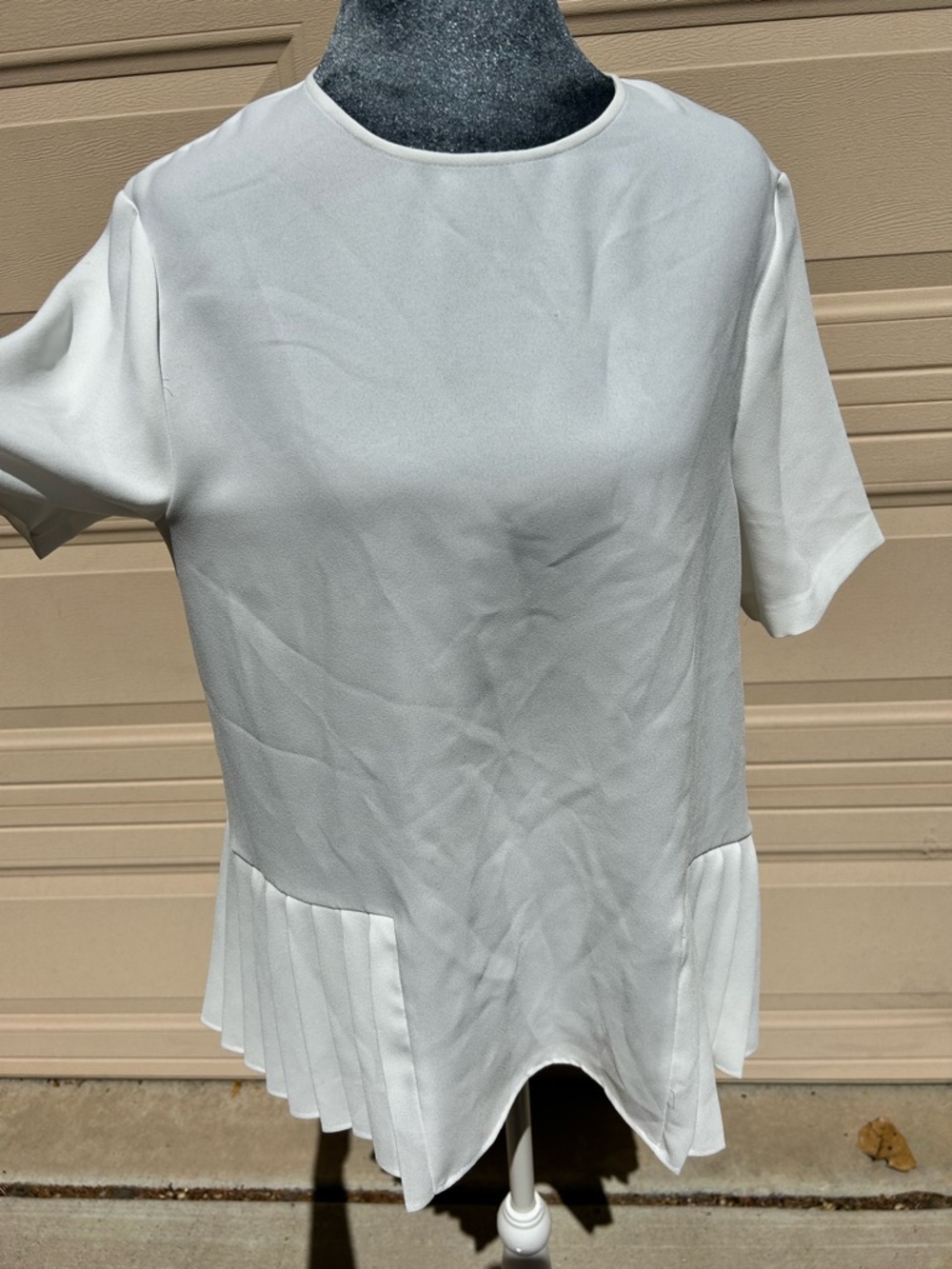 Zara White Short-Sleeve Pleated-Hem Top